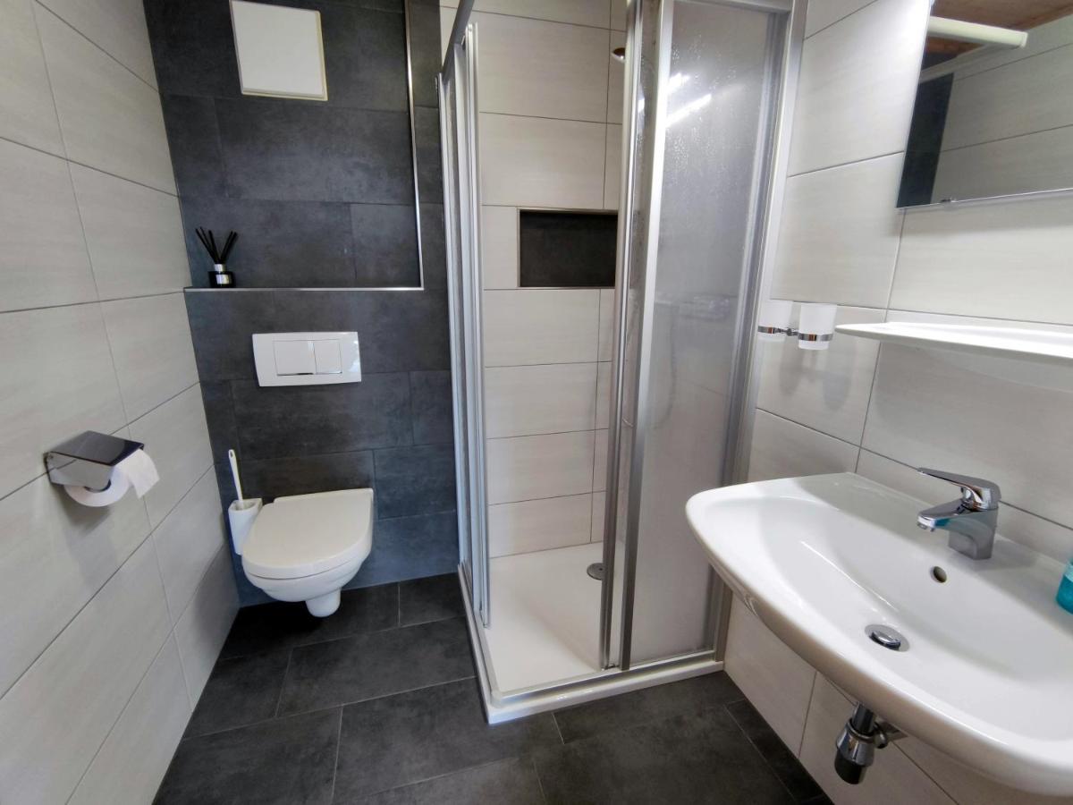 Nigglhofer Hotel Обертилиах Екстериор снимка